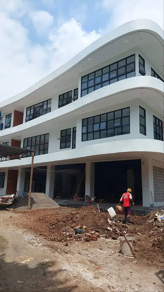 KUSEN ALUMUNIUM, PINTU, JENDELA ALUMUNIUM & KACA BERPENGALAMAN RAPIH