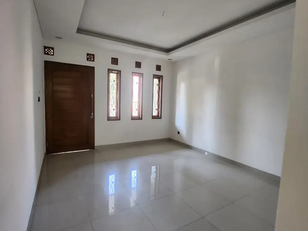 Rumah Terawat Dalam Perumahan Cluster Sayap Kiaracondong Bandung