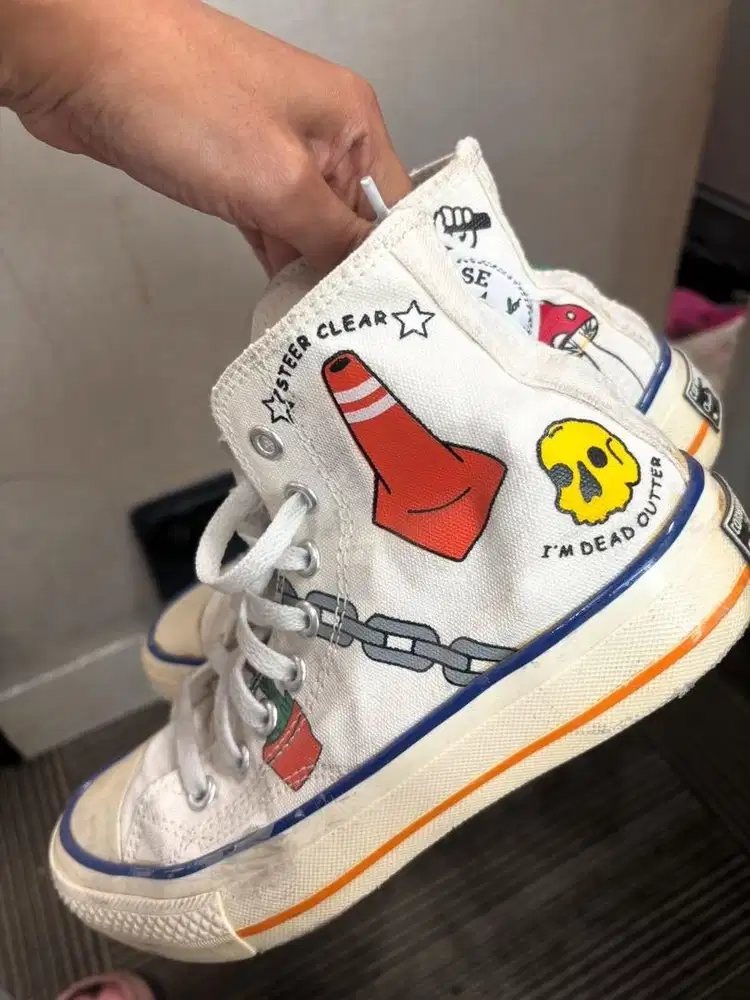 Sepatu putih no brand