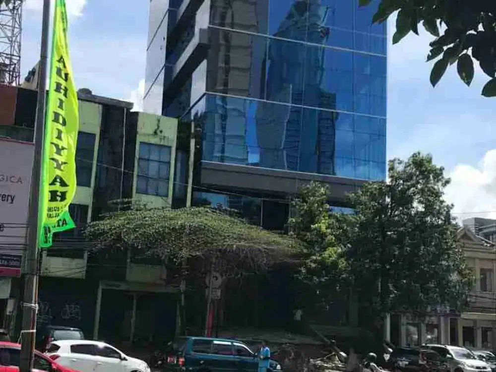 Bangunan Komersil Jl. Kh Mas Mansyur City Walk Sudirman