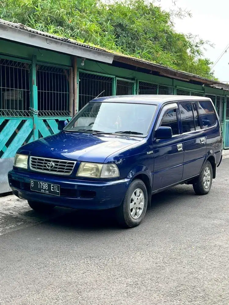 Toyota Kijang 2002 Bensin