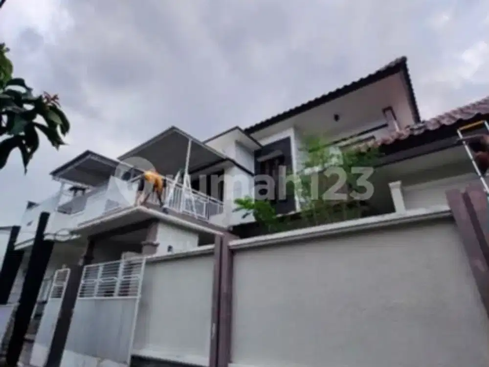 Rumah Strategis Luas 204M 5 Kamar di Tukad Jinah Waturenggong Denpasar
