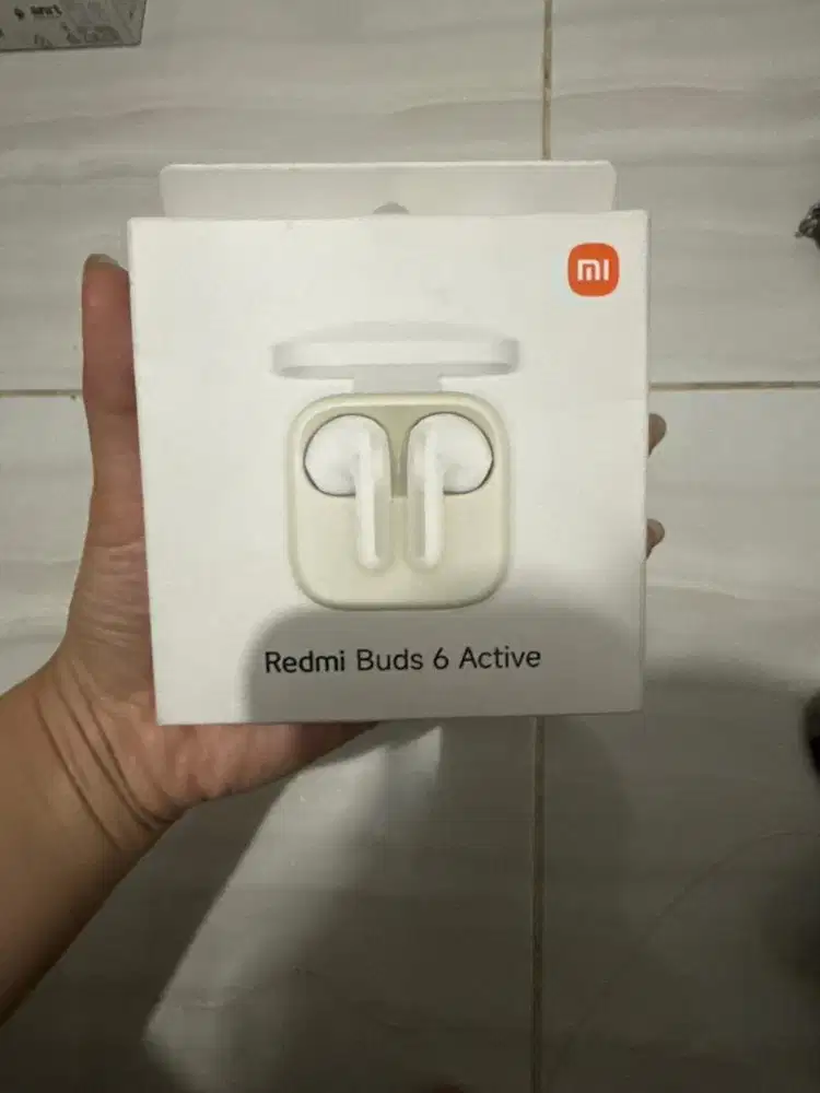Buds 6 active white