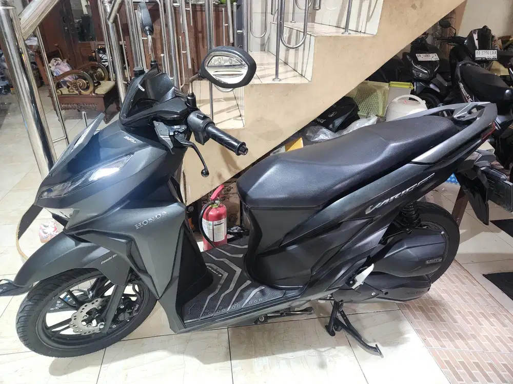 Vario 150 keyless hitam 2018 gbm