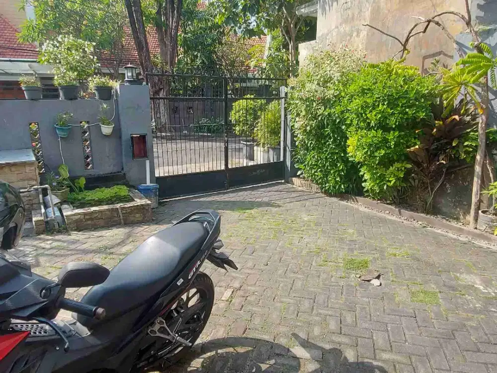 Dijual Rumah di pusat kota Surabaya (dekat Raya Darmo)