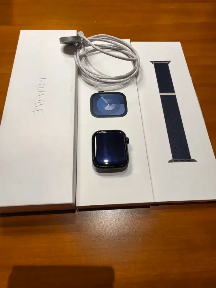 APPLE WATCH SERIES 9 45MM MIDNIGHT LIKE NEW EX GARANSI RESMI ERAFONE