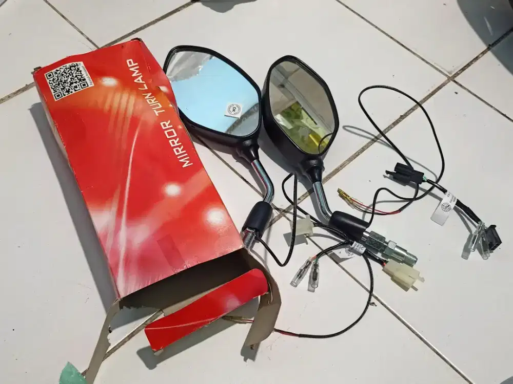 Spion Elektrik bawaan Honda Beat