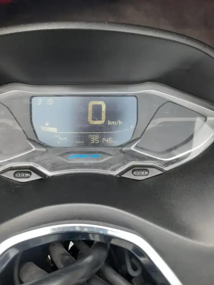 NEW HONDA PCX 160 MULUS SEPERTI BARU BISA TT
