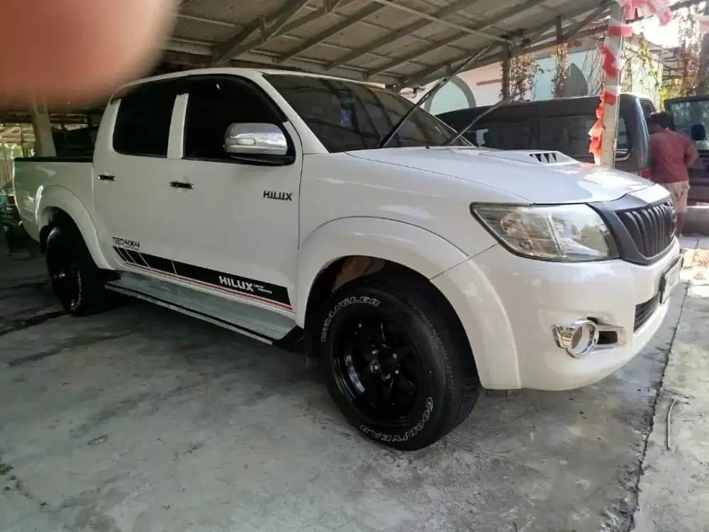 Hilux DC G 2400 CC, MANUAL
