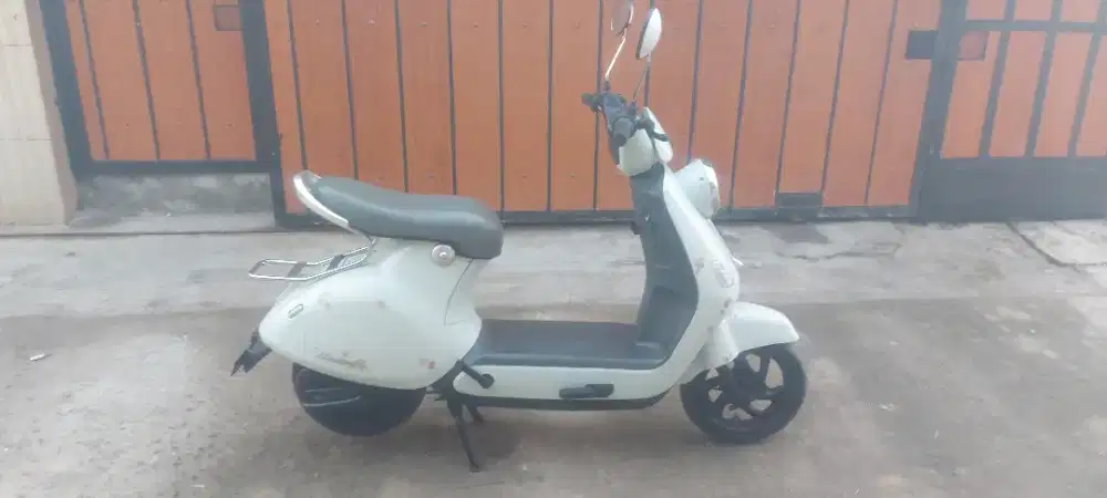 Sepeda listrik uwinfly T60 NFC mulus baterai sangat awet