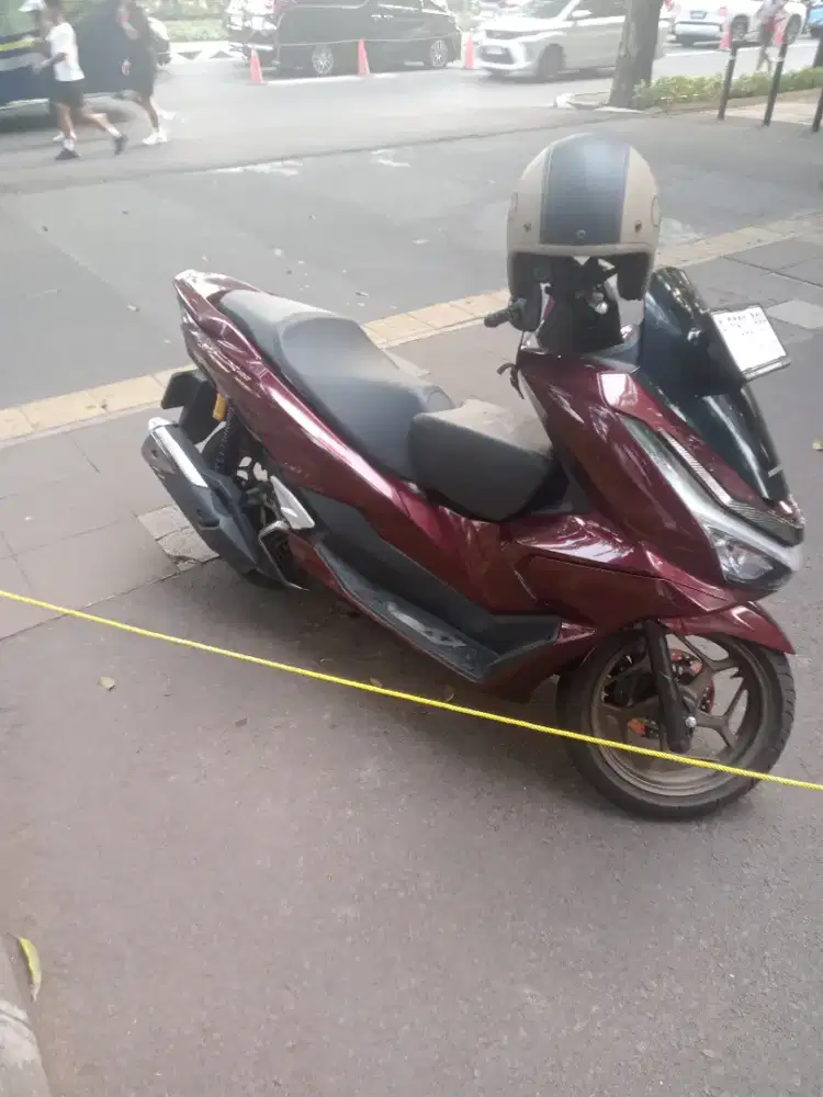 Dijual Honda PCX roadsink 2025 KM Low