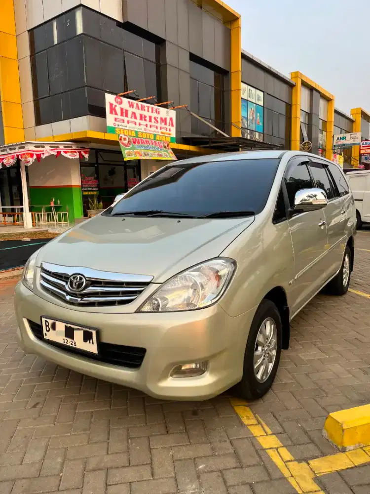 Innova V New model konds msh kyk baru interior full orisinil sngt nymn