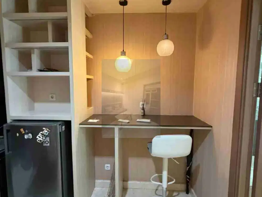 disewakan 1BR furnished, Apt. Puri Orchard.lantai tinggi

IPL  775 rb
Listrik 2200 va  ( token) 
Air Pam
Member Parkir Mobil  200rb/bln
Member Parkir Motor  100rb/bln