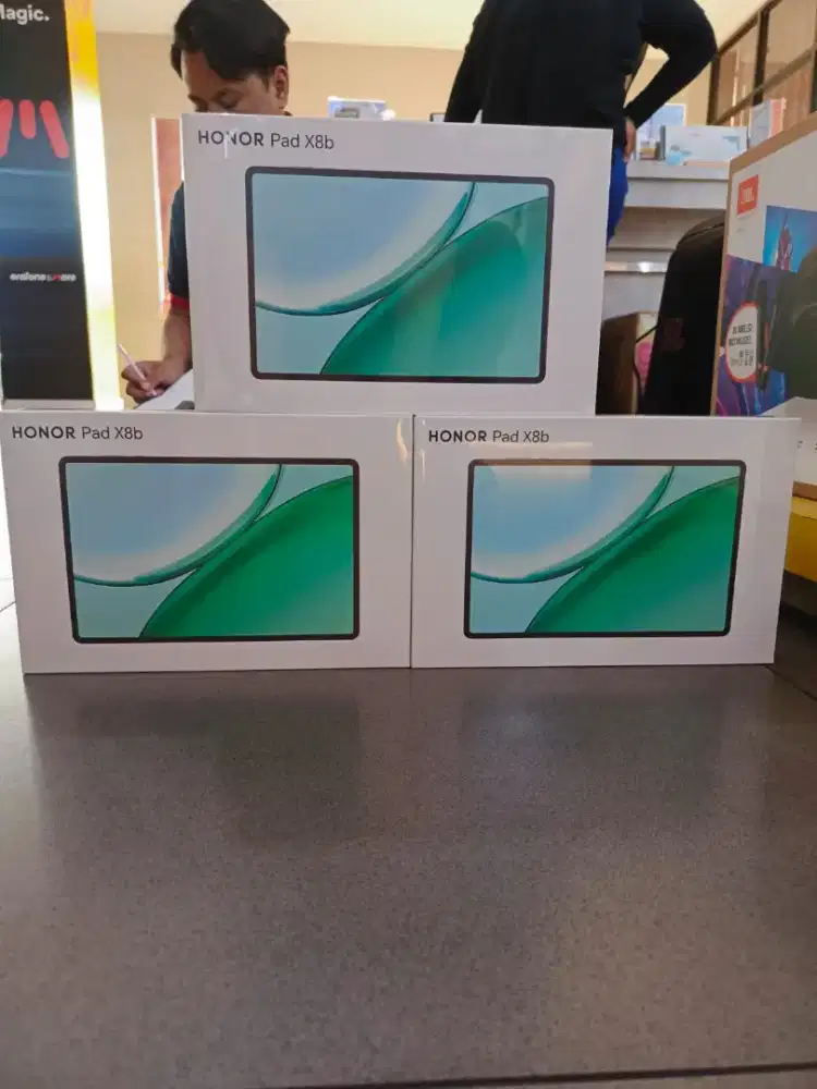 Tablet Honor x8b, bisa cicilan 12x, syarat cukup KTP saja, proses aman
