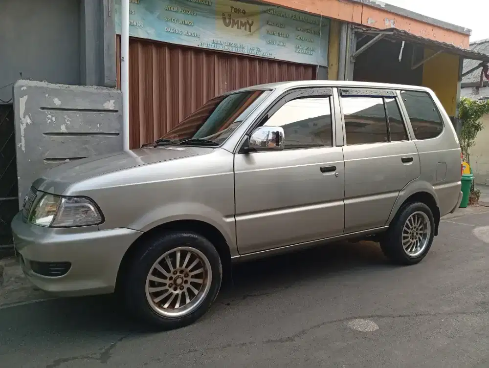 Toyota Kijang Capsul 1.8 cc Type SSX Tahun 2002 EFI ( New Model)