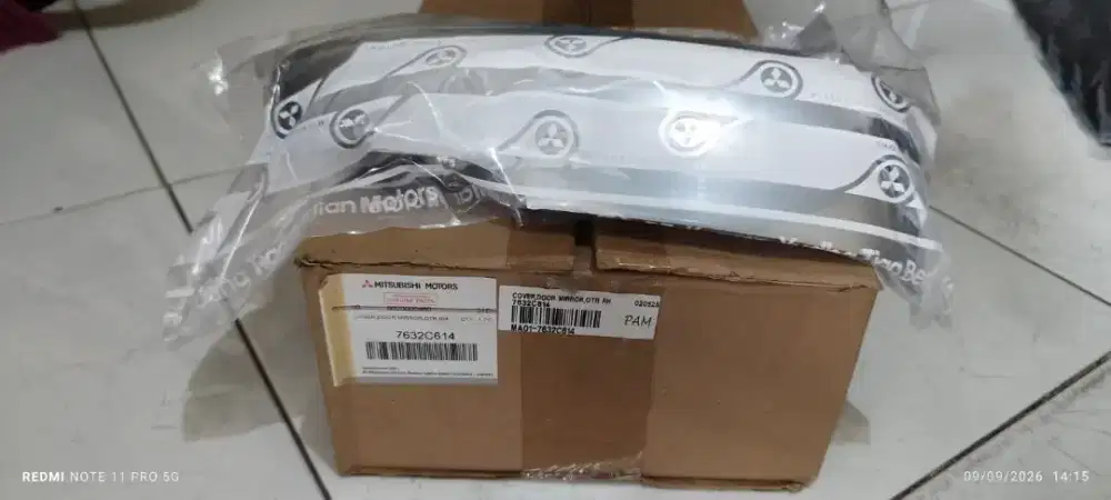 Cover Spion Chrome Xpander 2024