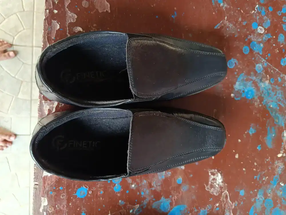 Sepatu Pantofel Finetic Pria