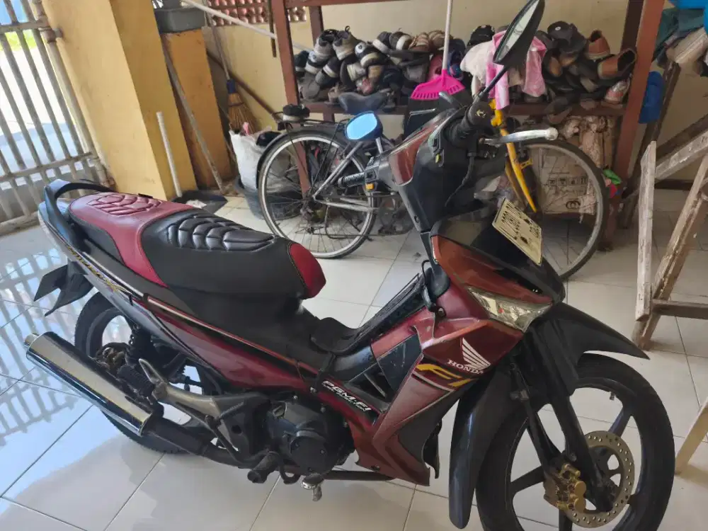 SUPRA X 125R FI TAHUN 2009
