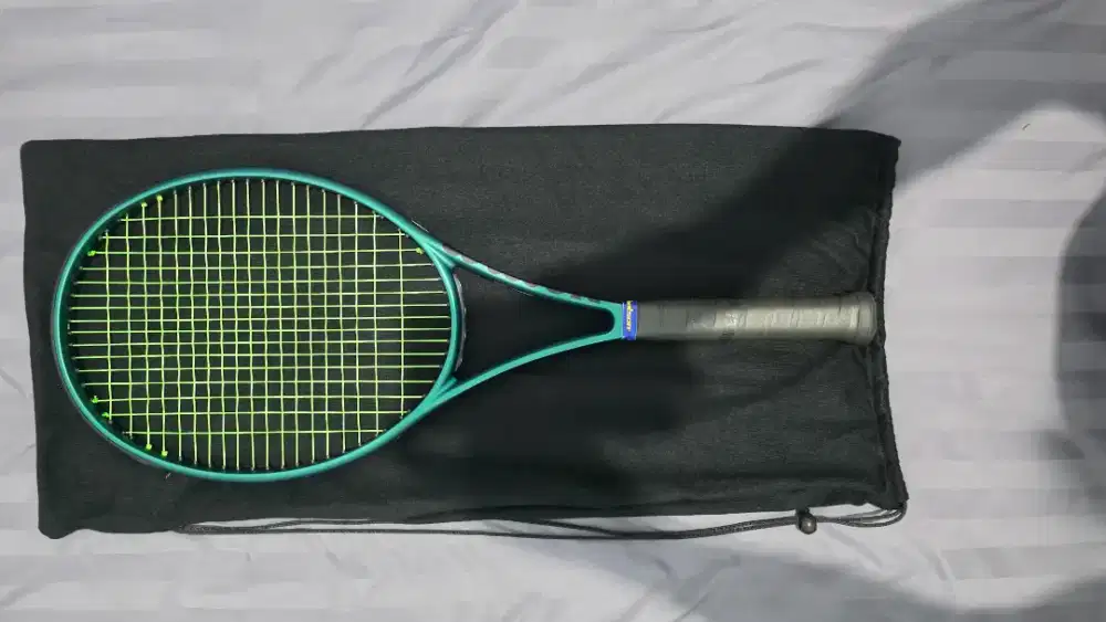 Raket Tennis Wilson Blade 100 V9