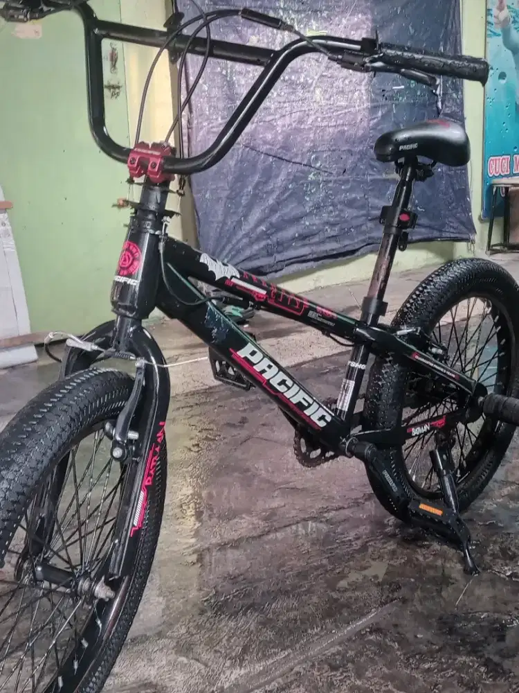Di jual sepeda pacific