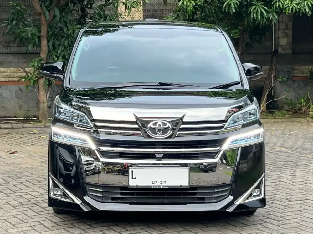 TOYOTA ALPHARD VELLFIRE 2018 LOW KM