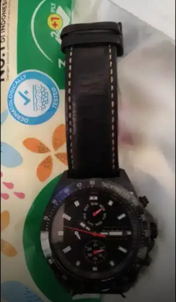 Jam tangan Eiger Benzel 1.0.
No box..