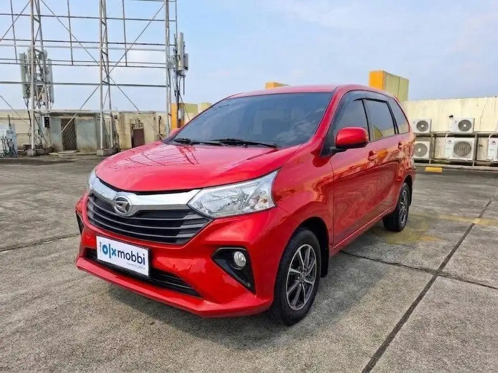 TDP 1 JUTA Daihatsu Sigra 1.2 R Bensin-AT 2021 Merah CTREB