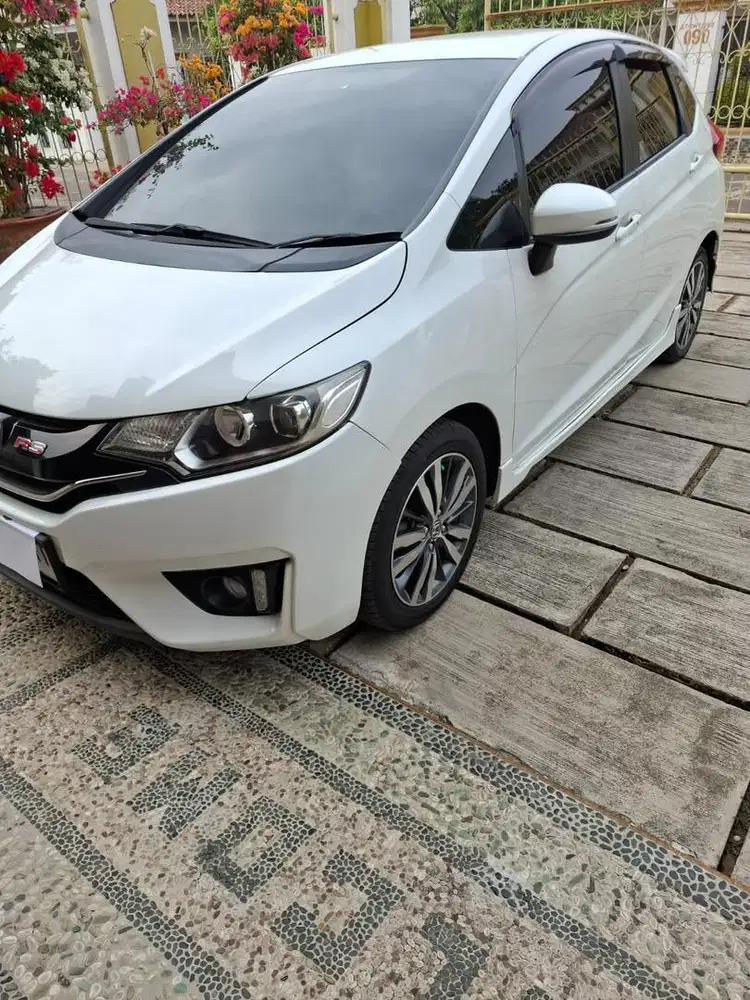 Honda Jazz RS 2015 Matic Putih