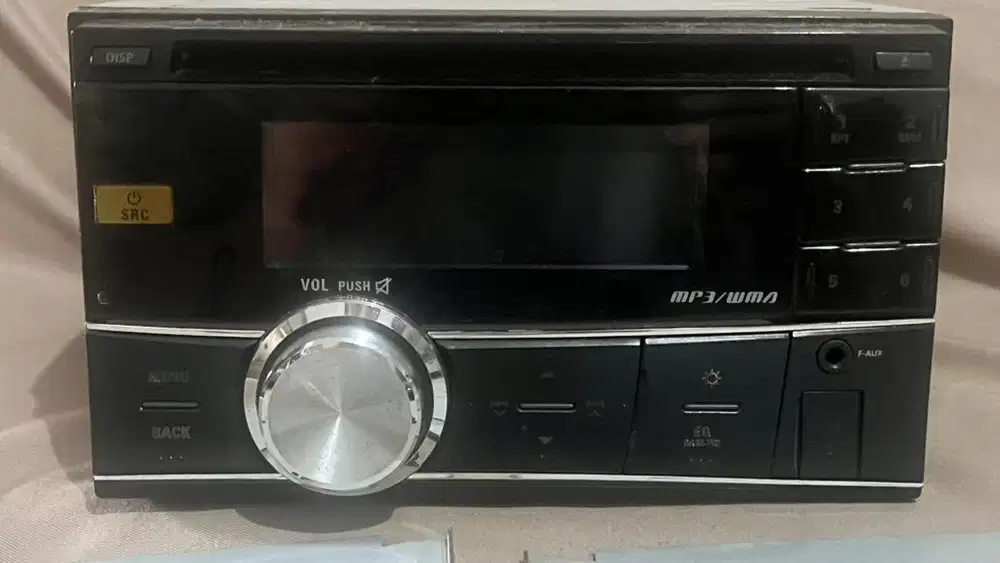 JVC Head unit tape mobil 7