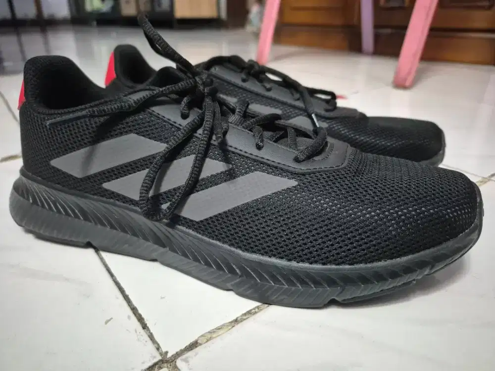 Sepatu Adidas Air Racer Black (pre-loved)