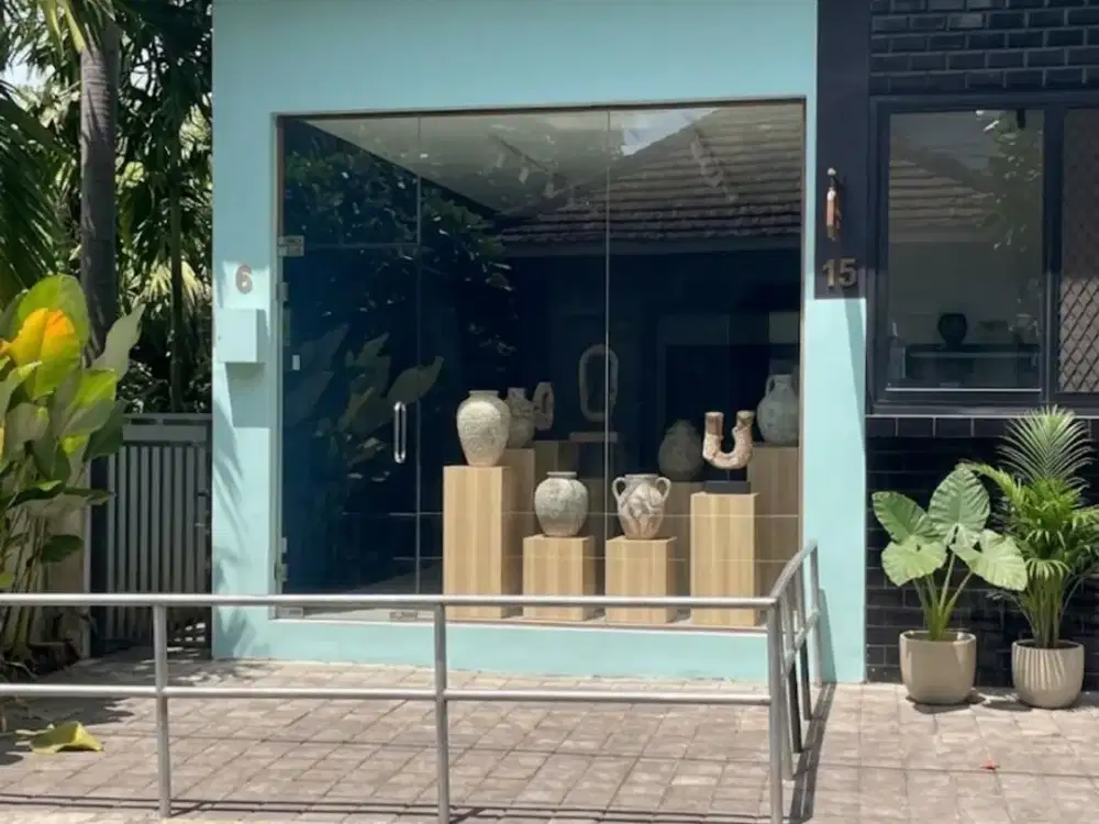 SHOP FOR SALE – BERAWA