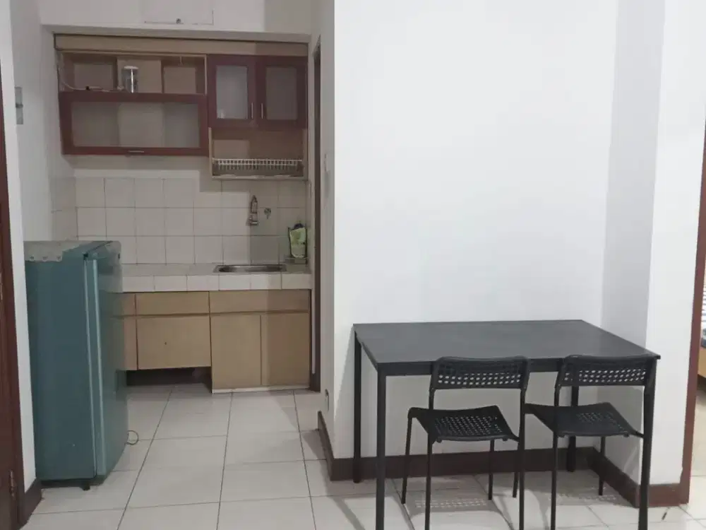 Sewa Apartemen Majesty Tipe 2 Bedroom, Furnished, Bagus, Lantai 5