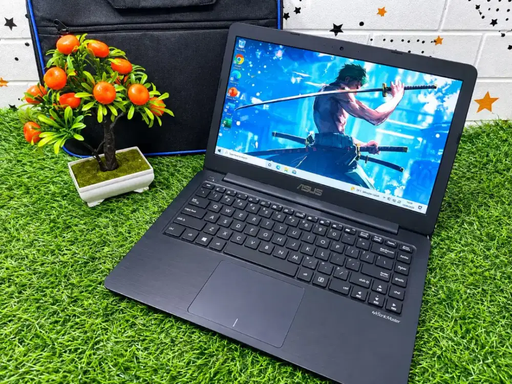 Laptop Asus E402 ram 4 hdd 500 GB slim normal semua siap tempur