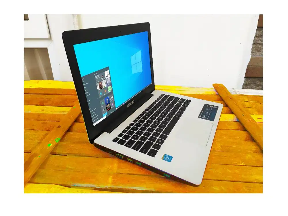 laptop ASUS tinggal pakai