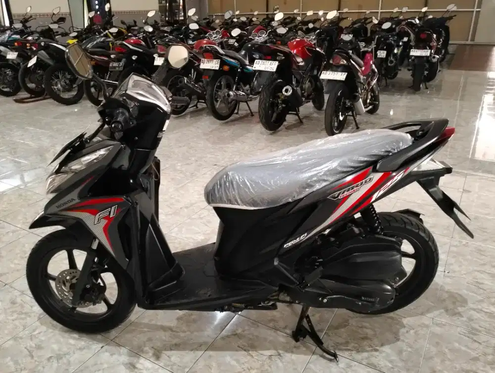 Honda Vario kzr/125 old murah dan bagus