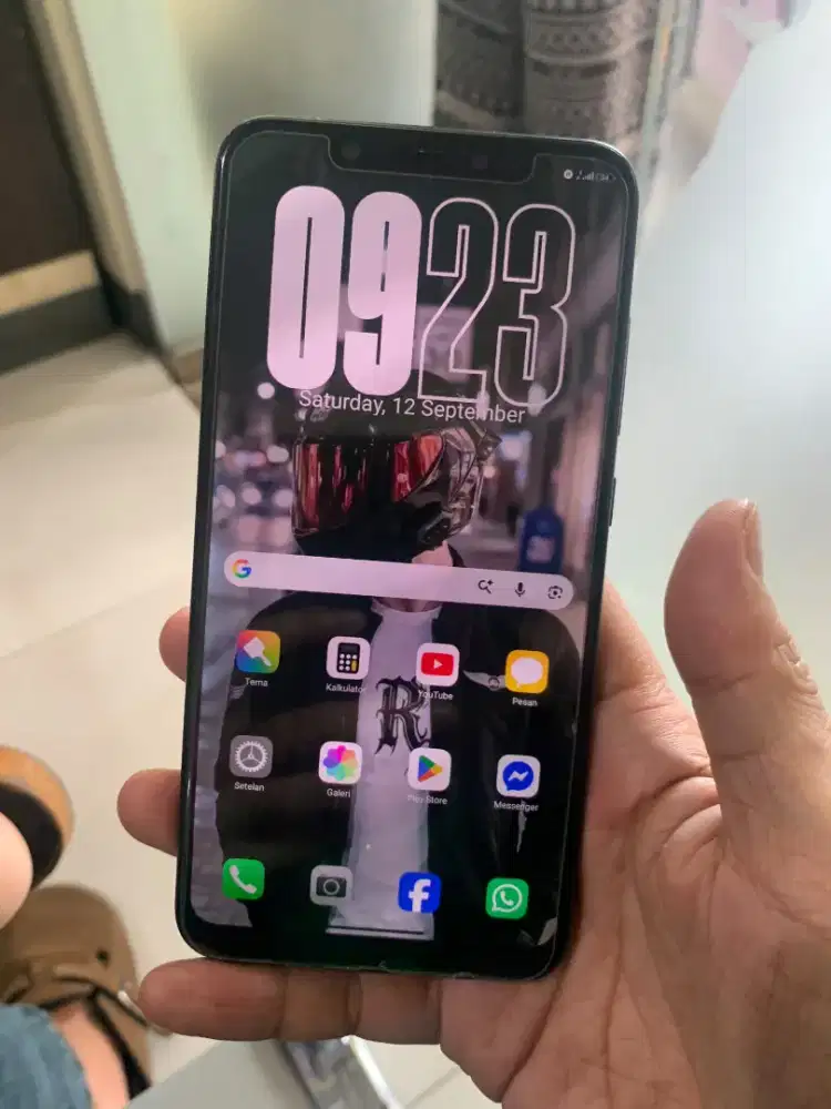 Mi 8 6/256 resmi mantan flagship