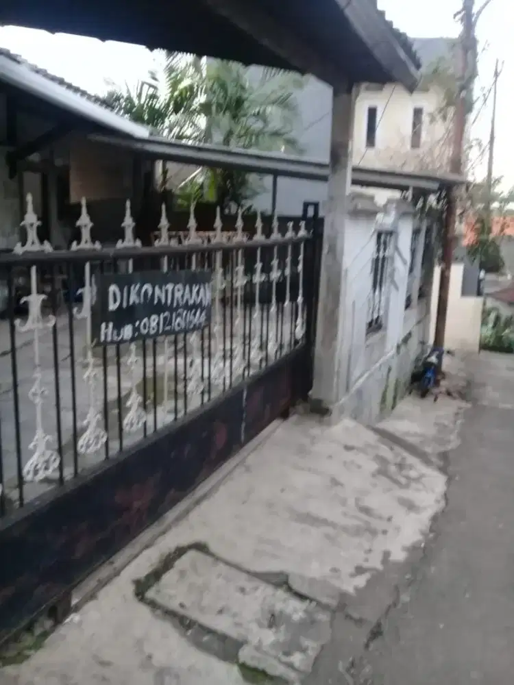 Sewa Rumah 2 lantai-Lenteng Agung