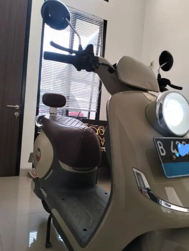 MOTOR LISTRIK UWINFLY T80, SURAT LENGKAP (BPKB STNK FAKTUR)