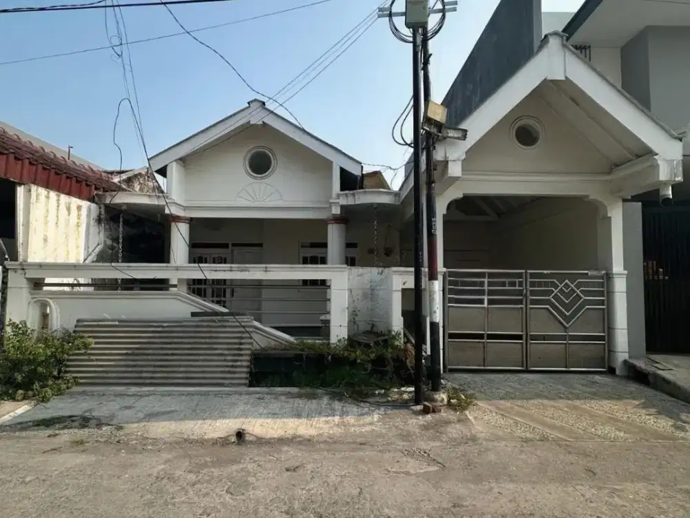 Rumah Babatan Pantai , Hadap Utara , Strategis