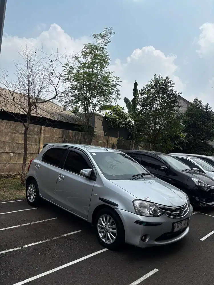 Toyota Etios Valco 2014 Bensin