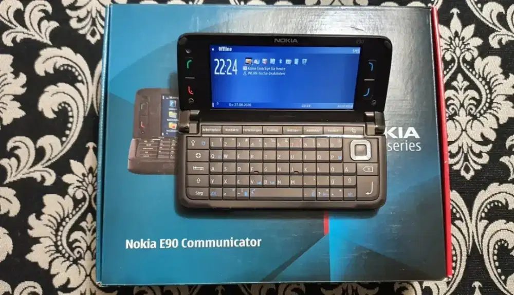 Nokia E90 Communicator Eseries with Box 128MB 3.2MP Brown/Black