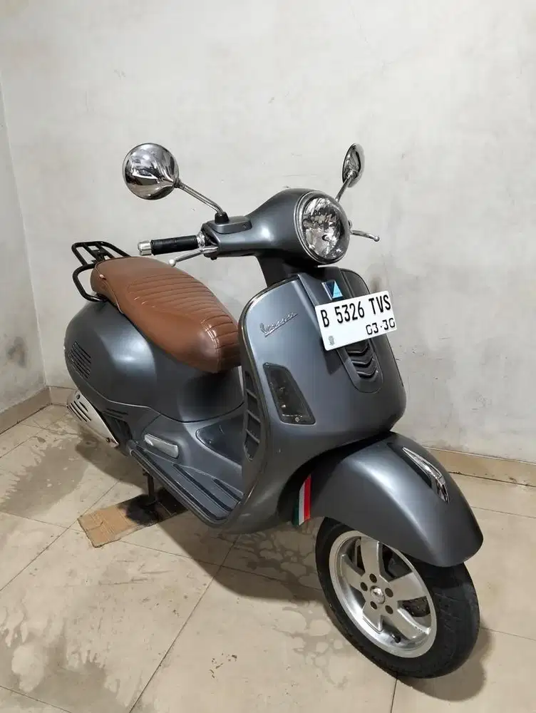 Piaggio Vespa GTS 150 3Vie 2016