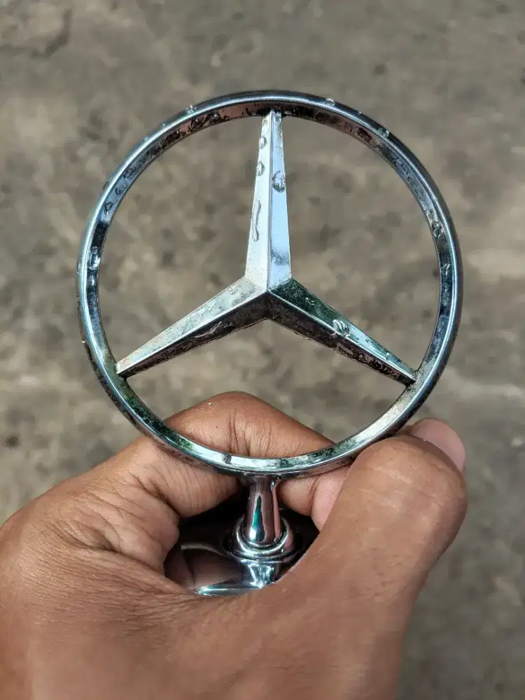 Emblem Bintang Kap Mesin Mercedes Benz Original - Hood Star Mercy