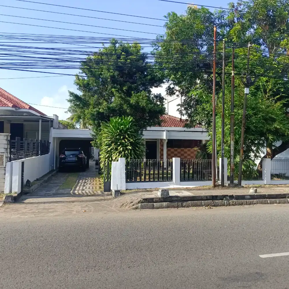 Dijual tanah berikut rumah