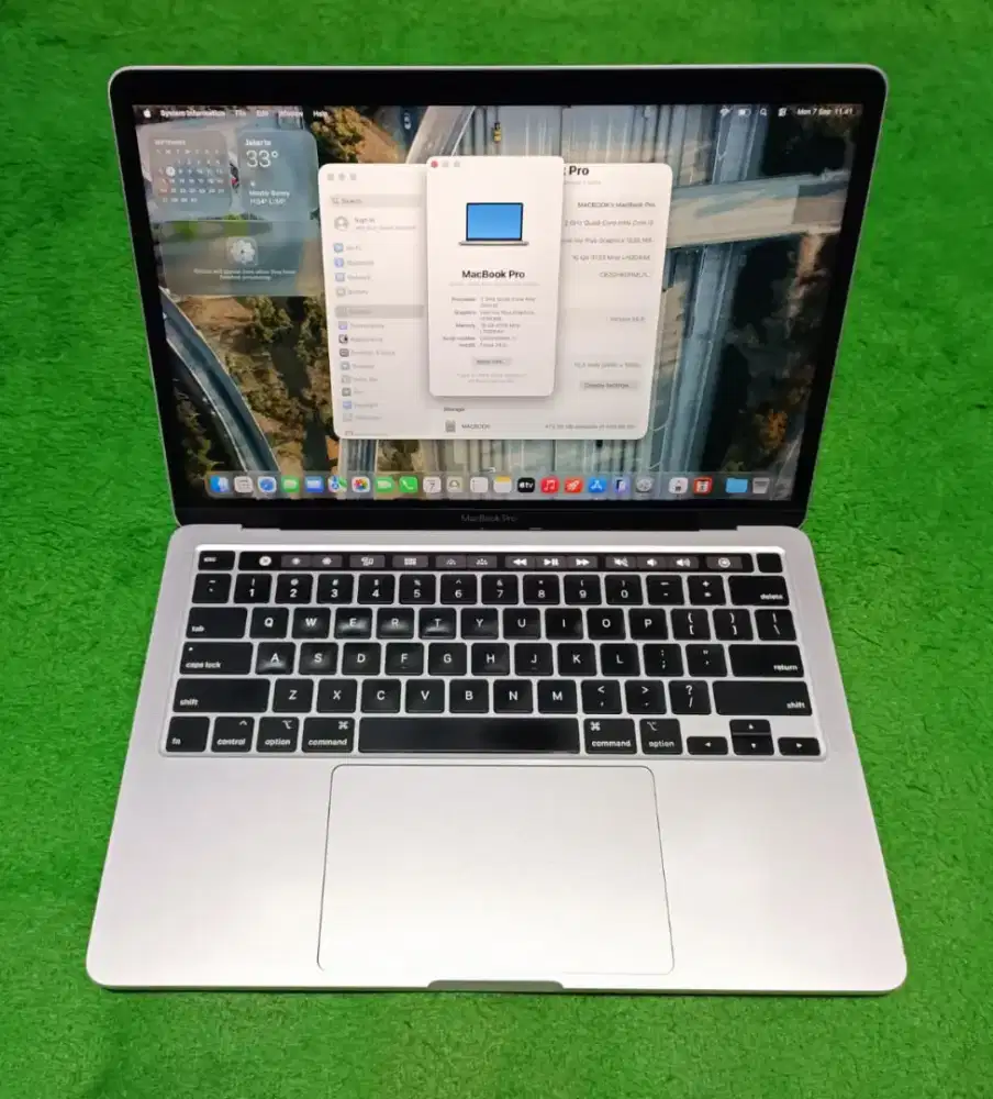 Apple Macbook Pro 2020 13inch i5 16/512 GB Silver Touchbar Murah