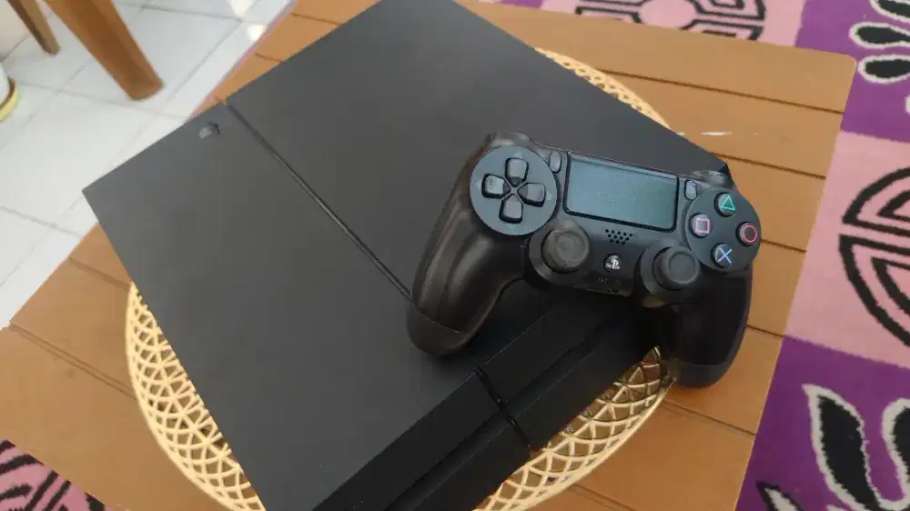 PS4 FAT (500Gb)