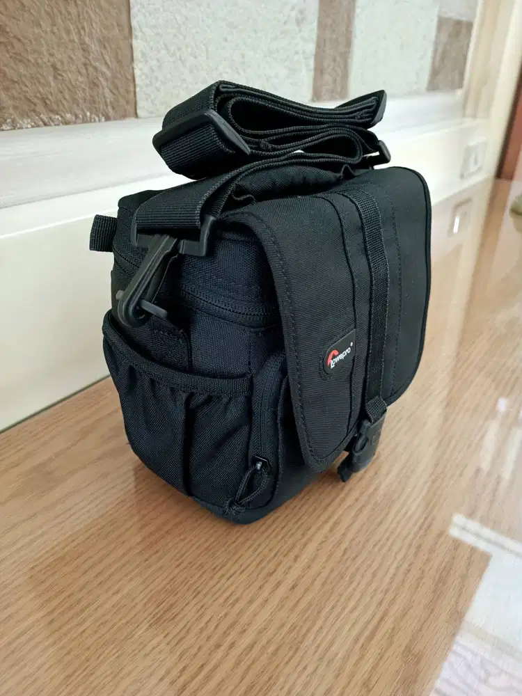 Tas Kamera Lowepro Adventura 140 Mulus ~ Bandung