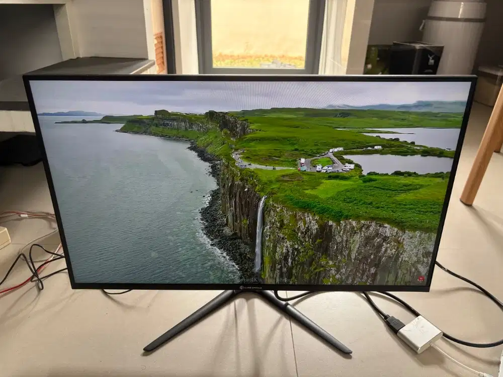 Cube Gaming 27” Screen / Monitor