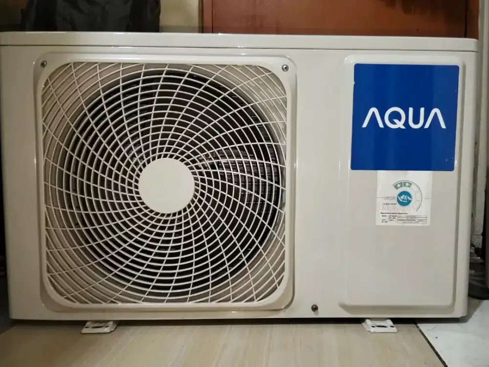 Outdor ac AQUA setengah pk mulus