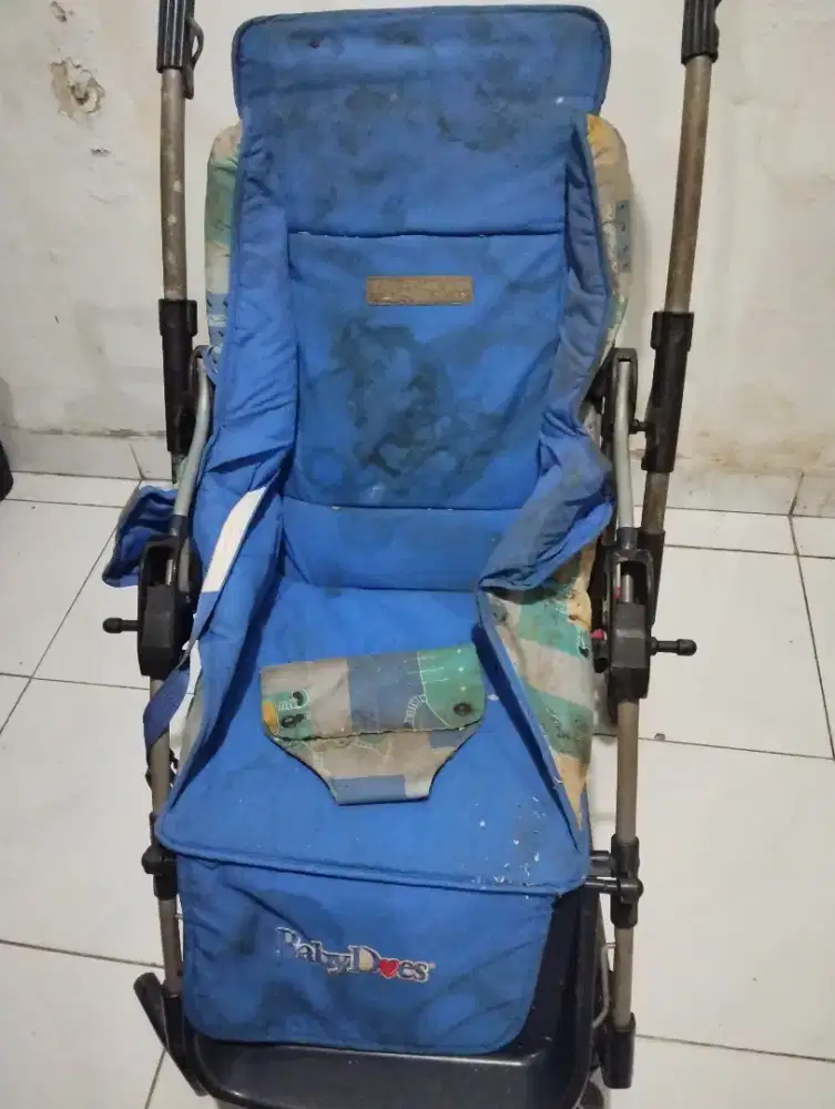 stroler bekas kondisi kotor